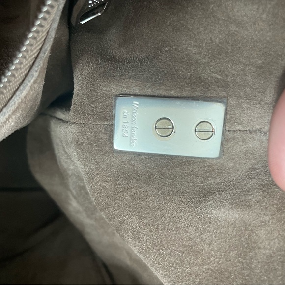 Louis Vuitton lockit PM Galet, NWT - Picture 16 of 16